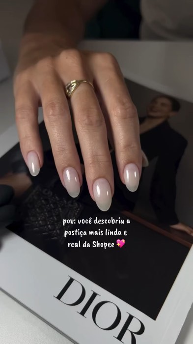 Postiça realista 🛍️ #manicure #naildesigner