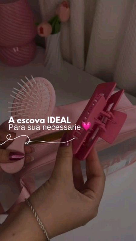Quer mais espaço útil na sua necessarie? essa é uma ótima saída ? Mini escova #escova #necessarie  #Necessair #mini #escovadecabelo #shopee #diaadia
