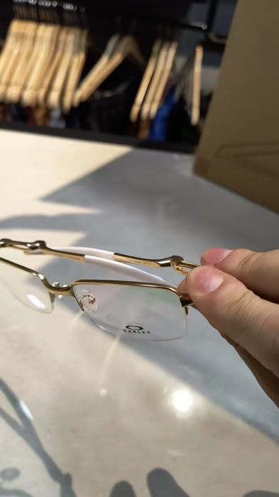 #armacaodegrau #armacaodeoculosmasculino #oculosdegraumasculino #oculosmasculino #masculino #oculosdegrau #armacaodeoculos #modamasculino #viral
