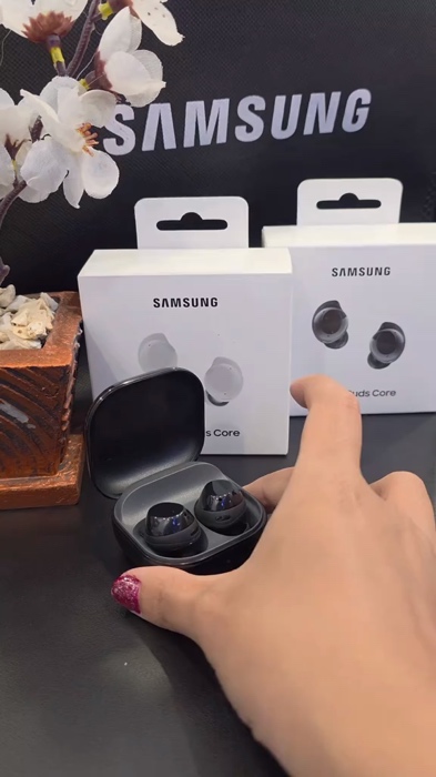 Fone de Ouvido Samsung Galaxy Buds Core Bluetooth Preto #buds #galaxy #samsung