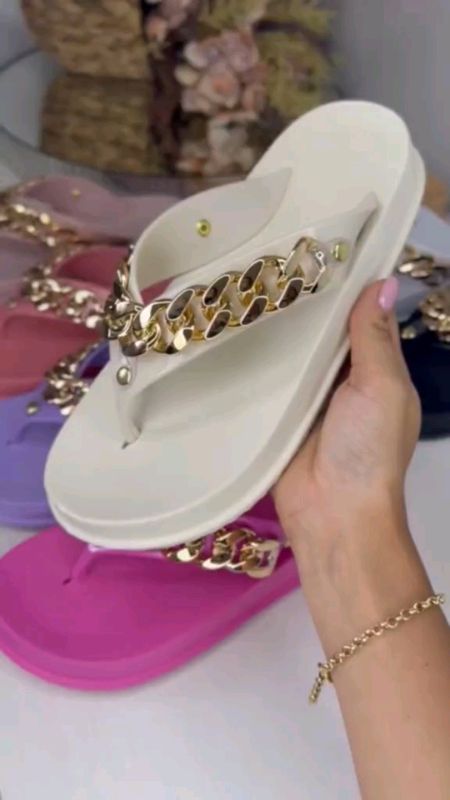 #chinelo #ChineloNuvem #feminino