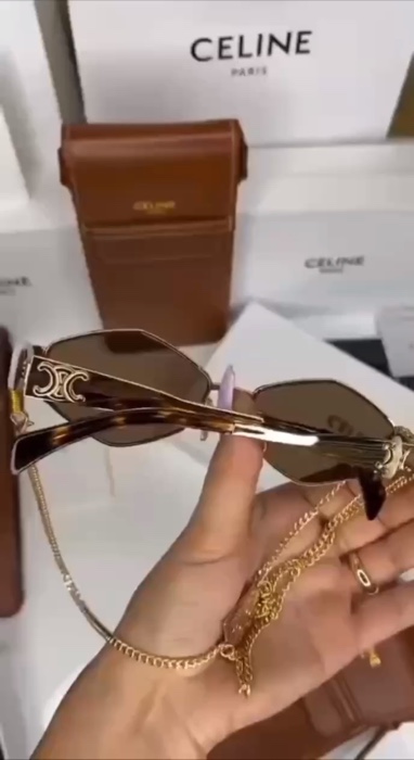 #Óculos feminino luxo com corte diamante UV400, tendência 2025 para viagens e dia a dia. Garanta o seu! #ÓculosFemininos #Moda2025 #Luxo #UV400 #Tend