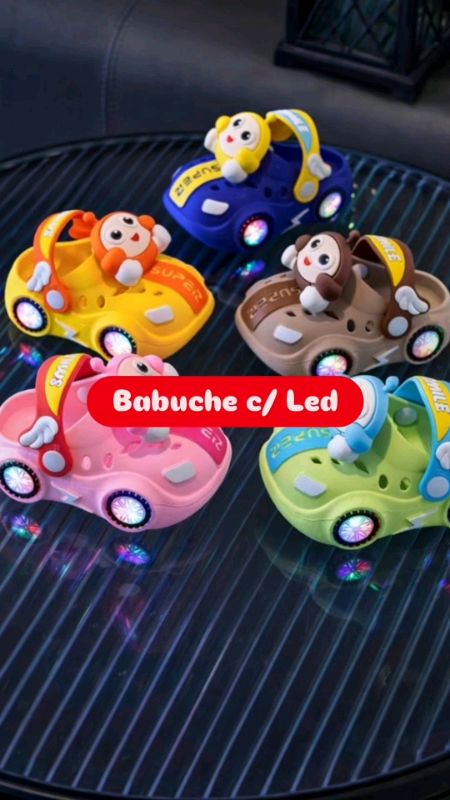 Clica na sacolinha 🛍️ e compre ja ✅ Luzes, fofura e muita imaginação #babuche #babucheinfantil #babucheled #sandaliainfantil
