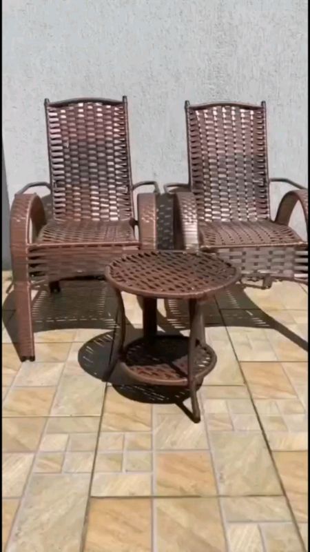 Cadeiras com centro de mesa #elegante #casa #piscina #achadostar #achadinhos #cadeira #kit #Promo #fy #shopee #verao #casa #conjunto #moveis #original
