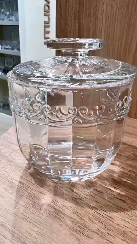 Mantegueira de vidro #mantegueiradevidro #francesa #mantegueira #paramesaposta #decoracao #cozinhadecorada #cozinhaluxuosa