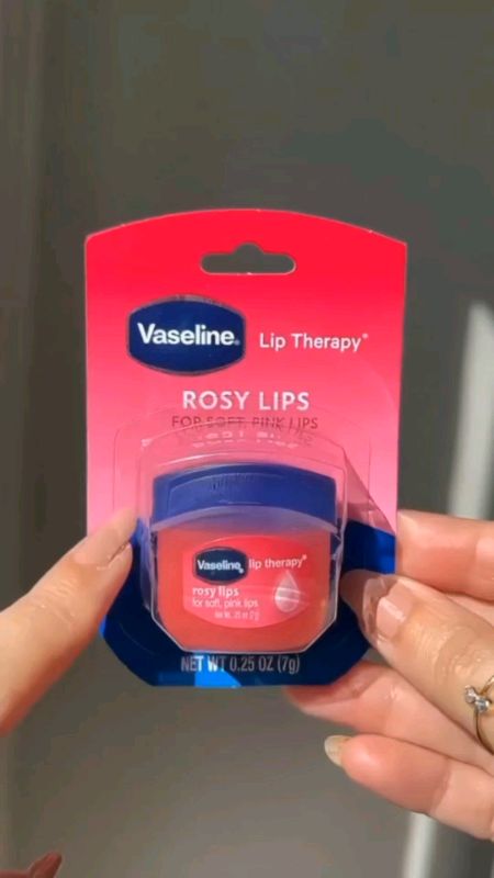 adicione no carrinho agora ☝️ Vaseline lip therapy minija lip #cuidadofeminino#lip#produtolabial