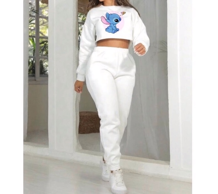 #conjuntomoletom #moletomfeminino #conjuntocropped #lookinverno #modafeminina #roupasfemininas #estilofeminino #tendencia2026 #lookcasual #outfitfemin