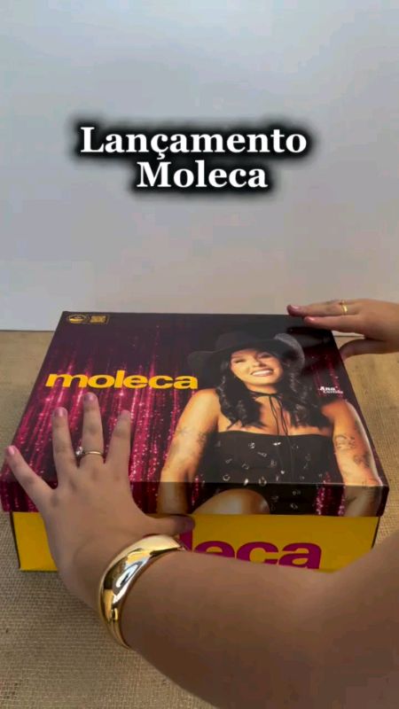 Coturno lançamento da Moleca Ana Castela com bota tratorada. #coturno #coturnofeminino #coturnomoleca #BotaFeminina #botaanacastela