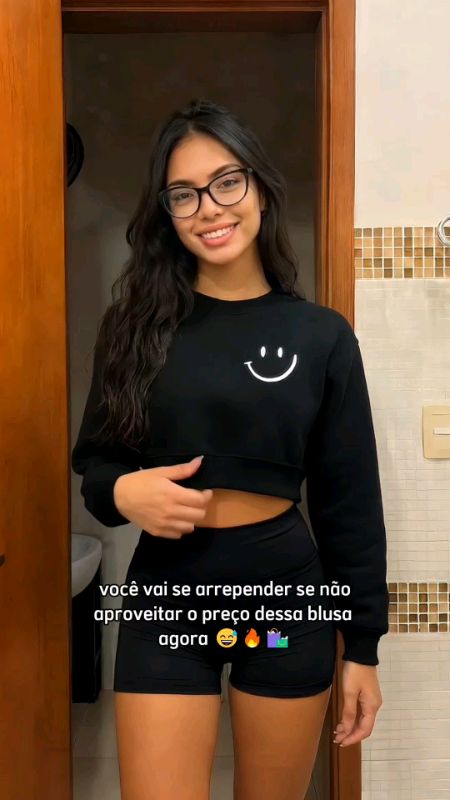Cropped Moletom Feminino Rosto Feliz Simples Minimalista Swag Streetwear Fofo Tumblr Estiloso Várias Cores