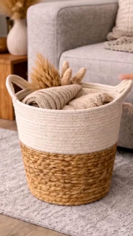 Cesto decorativo em fibra natural 🧺💖 #decoracao #cestoorganizador #estiloboho #organizacao #casalinda #SãoPaulo #RioDeJaneiro #Teolândia ✨🏡💕