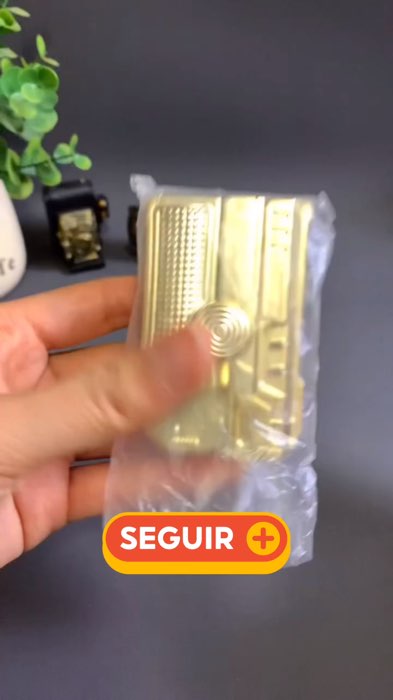 Isqueiro #isqueiro #acessoriosmasculinos #gadgets #presentescriativos #colecionaveis #isqueiropersonalizado #estilomasculino #acessorios #shopeebrasil