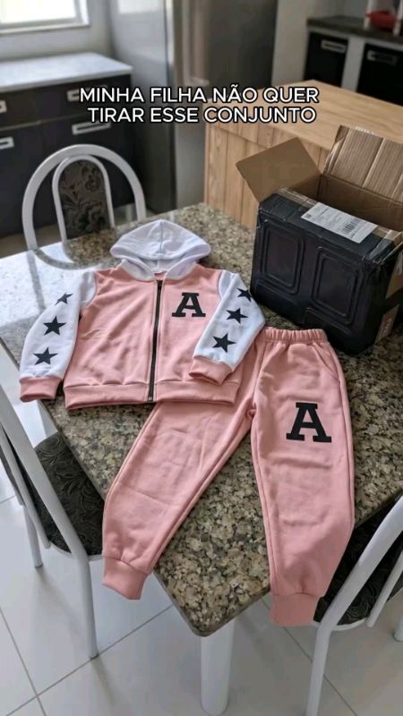 Conjunto Infantil De Moletom feminino Quentinho Kit 2 peças#Conjuntoinfantil#DeMoletom#Femininoquentinho#Kit2peças#Shopee