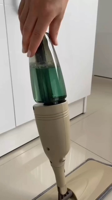 ￼Mop Spray Giratório Limpeza Flash Mágico Rodo Esfregão Com Reservatório + 2 Refil #mop #spray #rodo #esfregão #comreservatório #casa #limpeza #viral