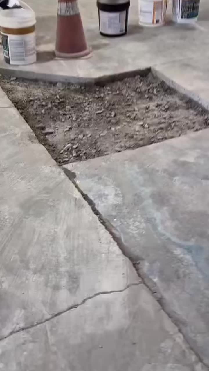 Cimento que seca em minutos? #ReparoEstrutural #CimentoInstantâneo #ObraSemComplicação#produtoparaobra #ReformaFácil#dicasdeobra #ObraDoDia#Concrefast