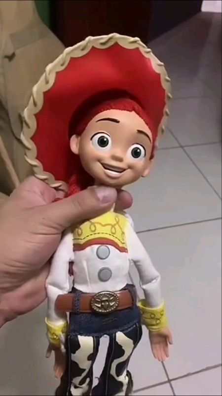 Bonecos Woody e Jessie. Toy Story