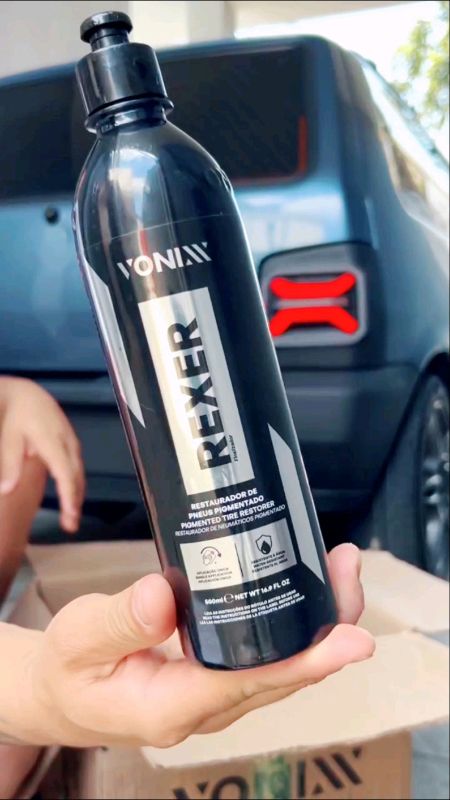 Kit completo para brilho intenso e renovação automotiva!#carros #automotivo #vonixx #pretinho #shampoo #cera #revitalizador #limpezadecarro