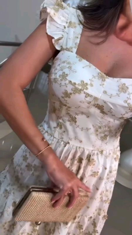 Vestido Midi Laíse Feminino.      #vestidoMidi#vestidofeminino