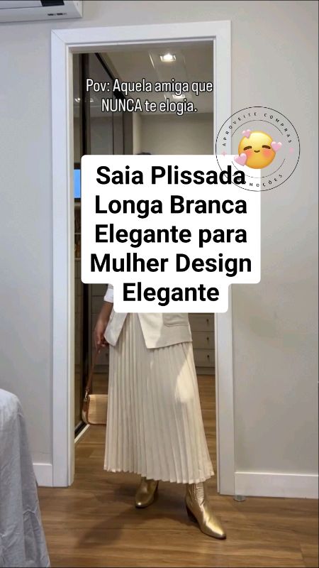 Saia Plissada Longa Branca Elegante para Mulher Design Elegante, Amantes da Moda #moda #saialonga #saiaplissada #elegante