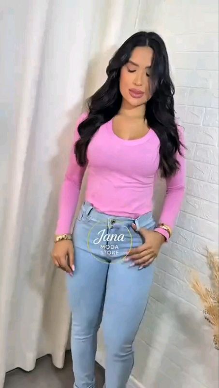 Clique no carrinho laranja 🛍 Blusa Feminina Babylook Malha Algodão Manga Longa Gola V #blusababylook #blusamangalonga #blusamalhaalgodão
