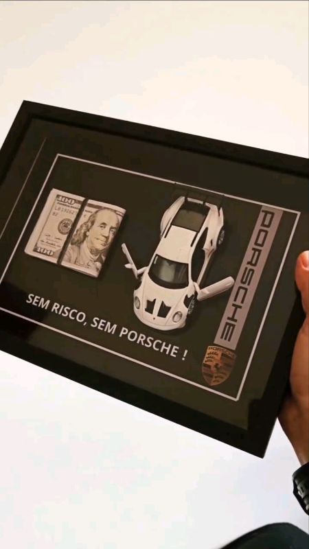 Transforme seu ambiente em um ímã de boas energias com este quadro inspirador  #porshe #gt3rs #quadrodecorativo #leidaatração  #motivacional