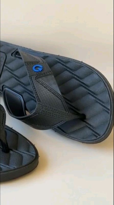 Chinelo Masculino Adulto Confortável Leve e Antiderrapante#ChineloMasculino#ChineloConfortavel#ChineloAdulto#ChineloLeve#Antiderrapante#ModaMasculin