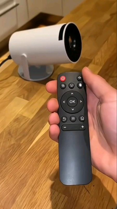 Projetor 4K HD 150 Polegadas Celular, Tv B0x, Xbox, PS, Pc, Wifi e Bluetooth HY300 Magcubic 110/220#projetor #4k #hy300