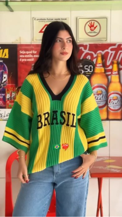 Blusão Tricot over Brasil #blusa #camisa #oversized #tricot #brasil #copa #2026 #moda #feminina #mulheres #blogueira #jogo #copadomundo #estilo