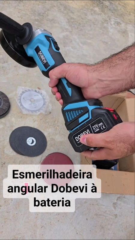 #Esmerilhadeira #angular #Dobevi com #850w e #12000rpm. Vem com 2 #baterias e vários #acessórios