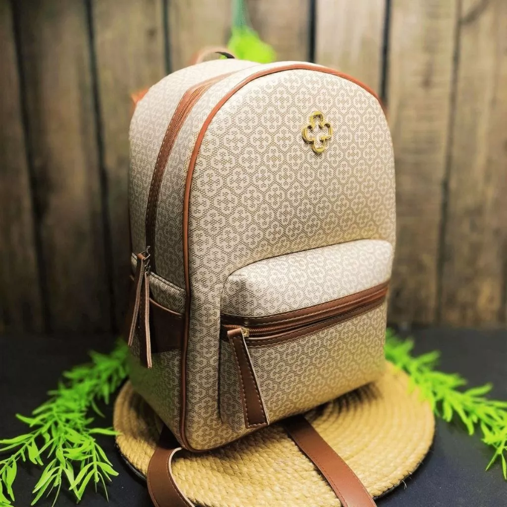 Mochila feminina
